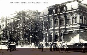 681- Alger - La place de la Republique - L'Opera